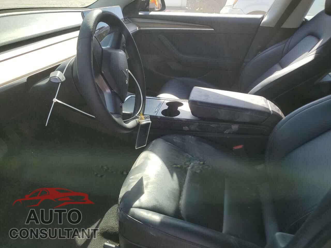 TESLA MODEL 3 2022 - 5YJ3E1EA8NF147598