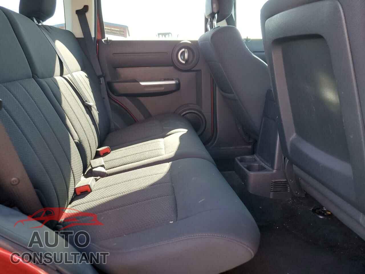 DODGE NITRO 2011 - 1D4PU5GK8BW537029
