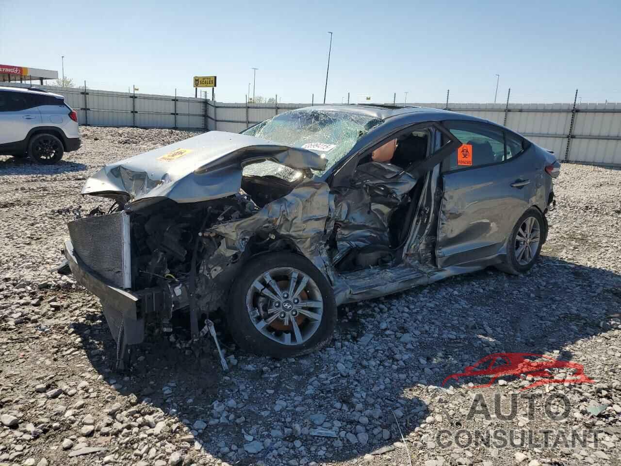 HYUNDAI ELANTRA 2018 - KMHD84LF9JU518440