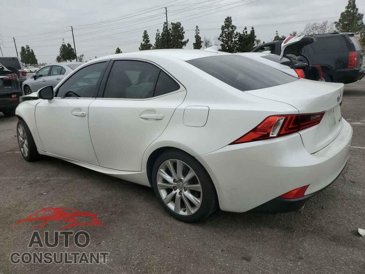 LEXUS IS 2016 - JTHBA1D21G5032913