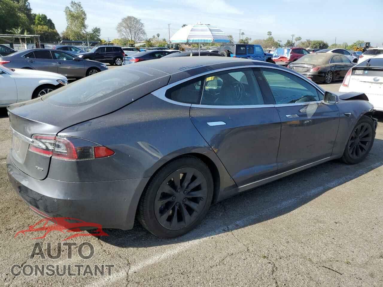 TESLA MODEL S 2018 - 5YJSA1E26JF246673
