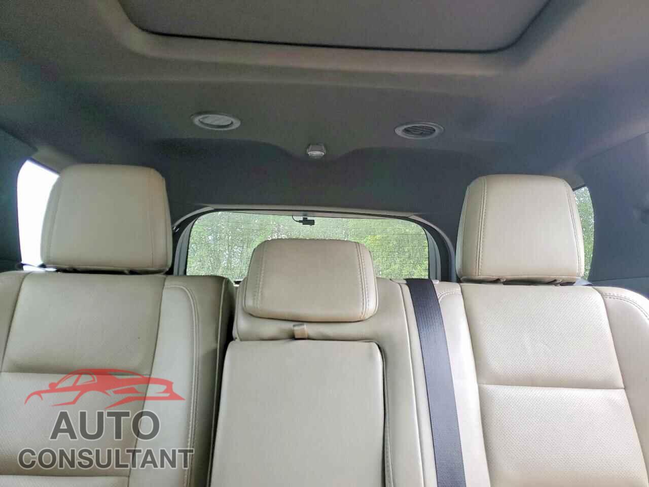 FORD EXPLORER 2015 - 1FM5K8F80FGC32041