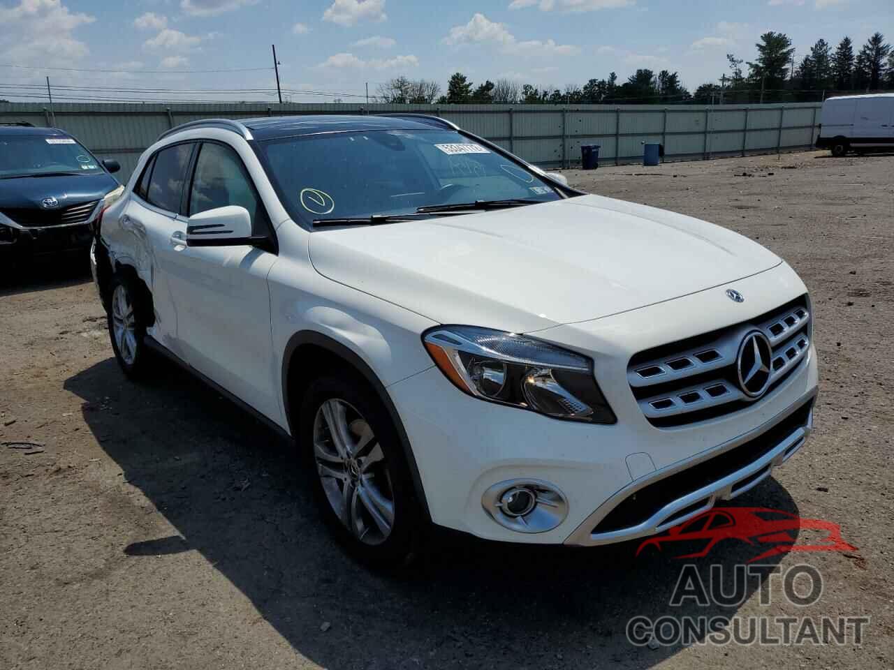 MERCEDES-BENZ GLA-CLASS 2019 - WDCTG4GBXKJ596538