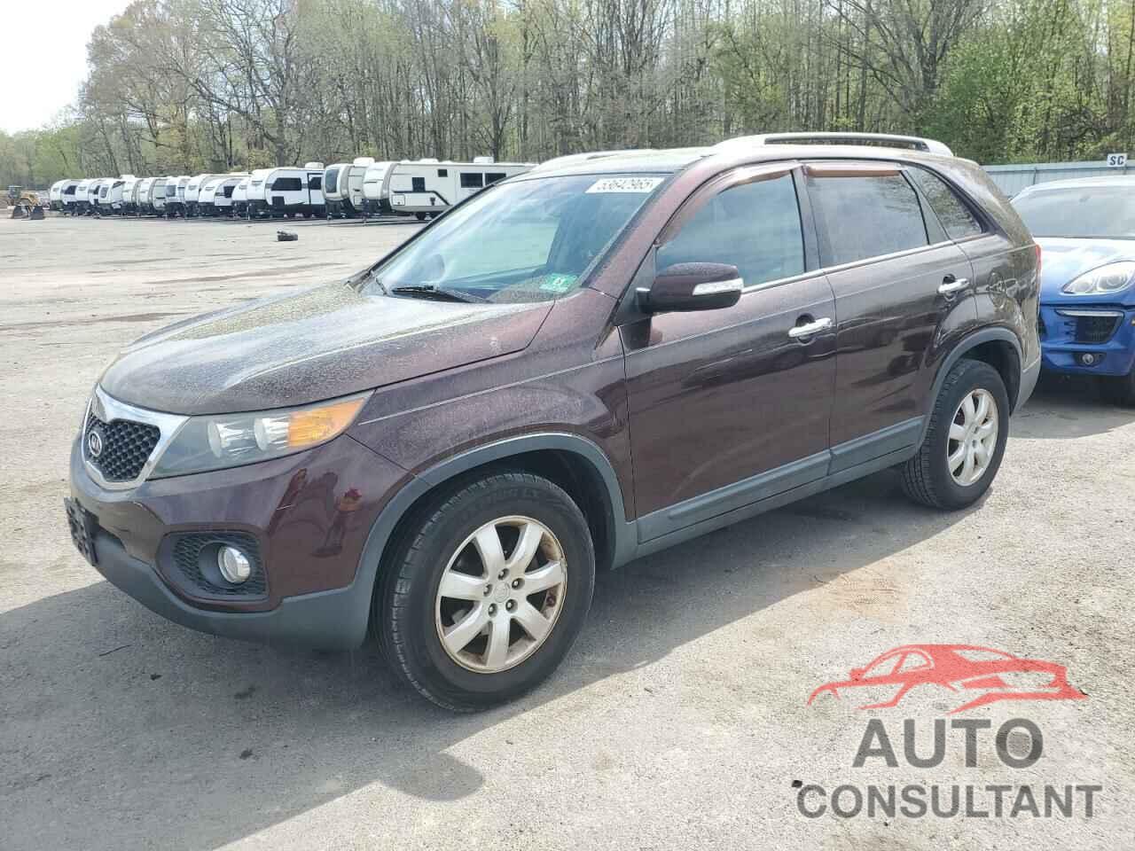 KIA SORENTO 2011 - 5XYKT3A10BG102730