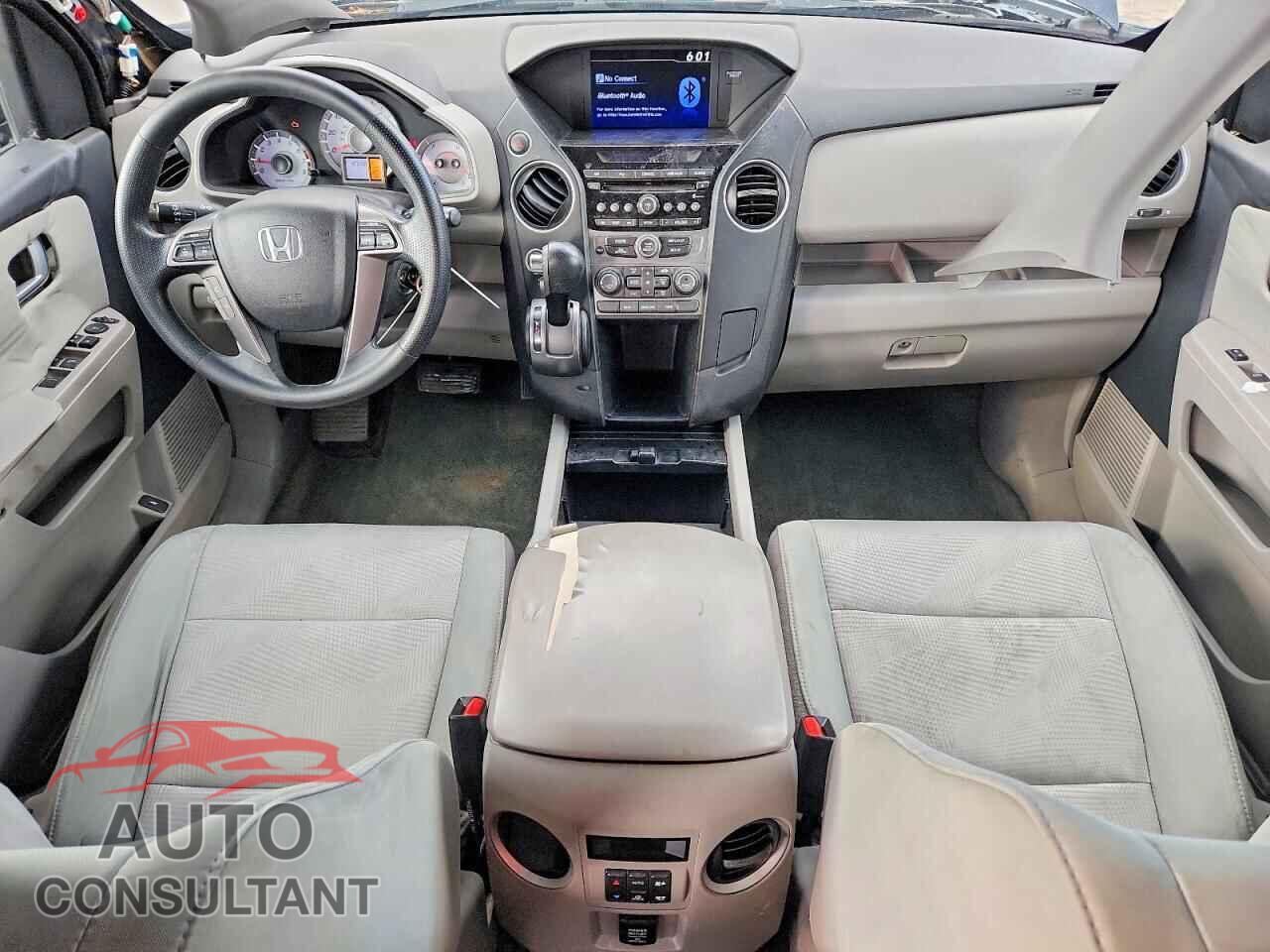 HONDA PILOT 2015 - 5FNYF4H29FB062313