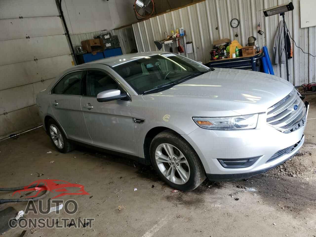 FORD TAURUS 2013 - 1FAHP2E88DG137554