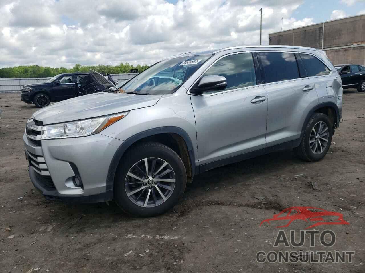 TOYOTA HIGHLANDER 2019 - 5TDJZRFH9KS627193