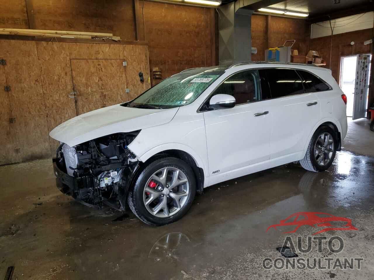 KIA SORENTO 2018 - 5XYPKDA52JG410532