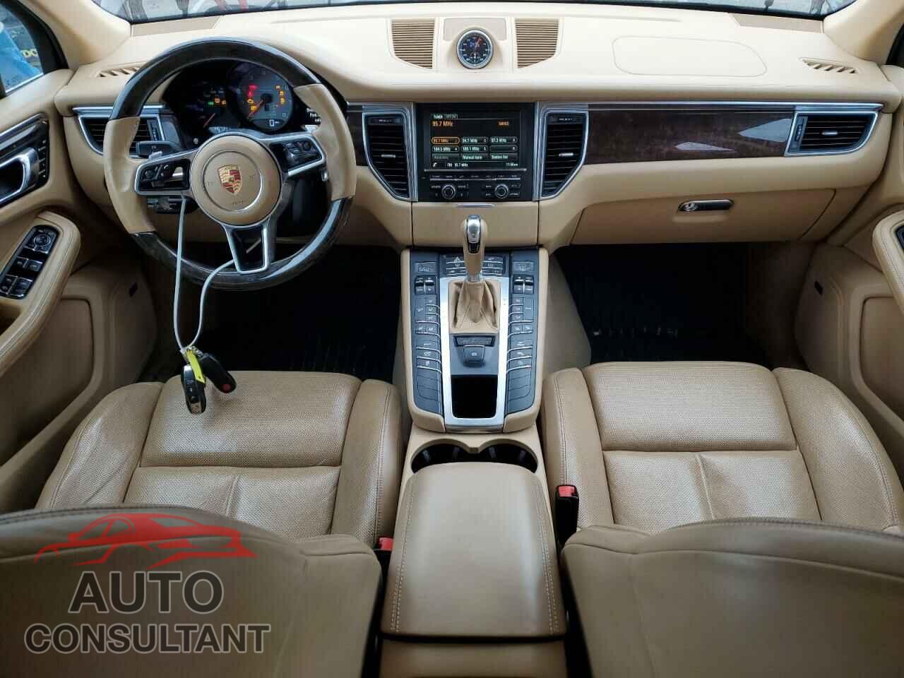 PORSCHE MACAN 2015 - WP1AB2A59FLB41711