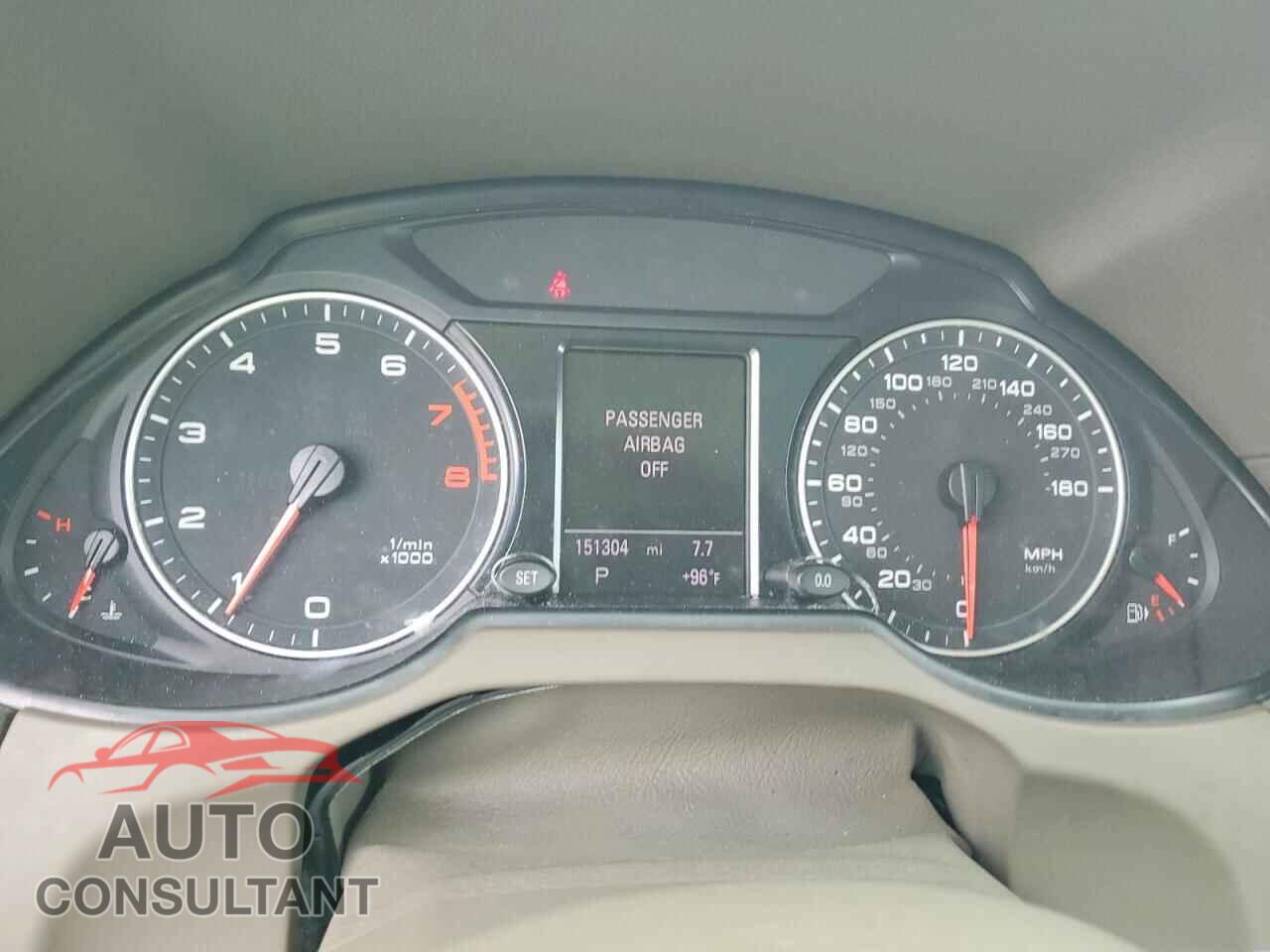 AUDI Q5 2012 - WA1LFAFP2CA057122