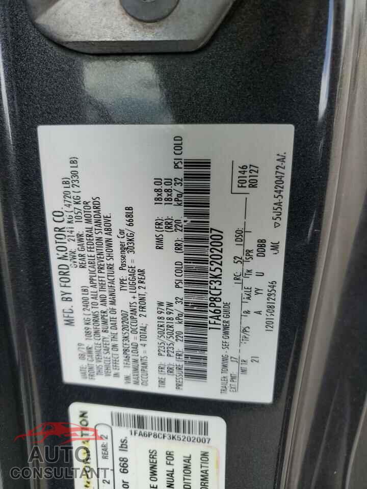 FORD MUSTANG 2019 - 1FA6P8CF3K5202007