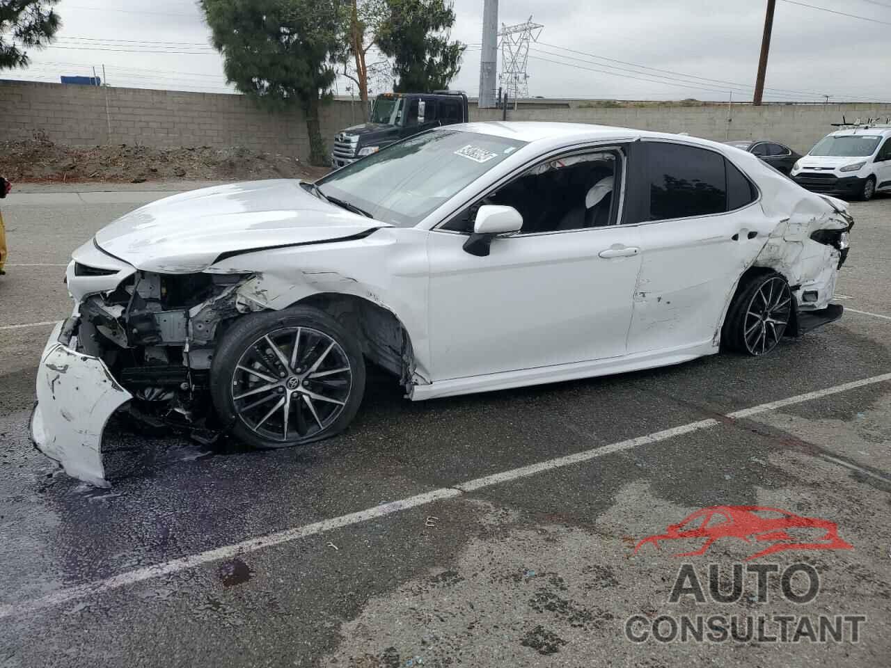 TOYOTA CAMRY 2022 - 4T1G11AK3NU037962
