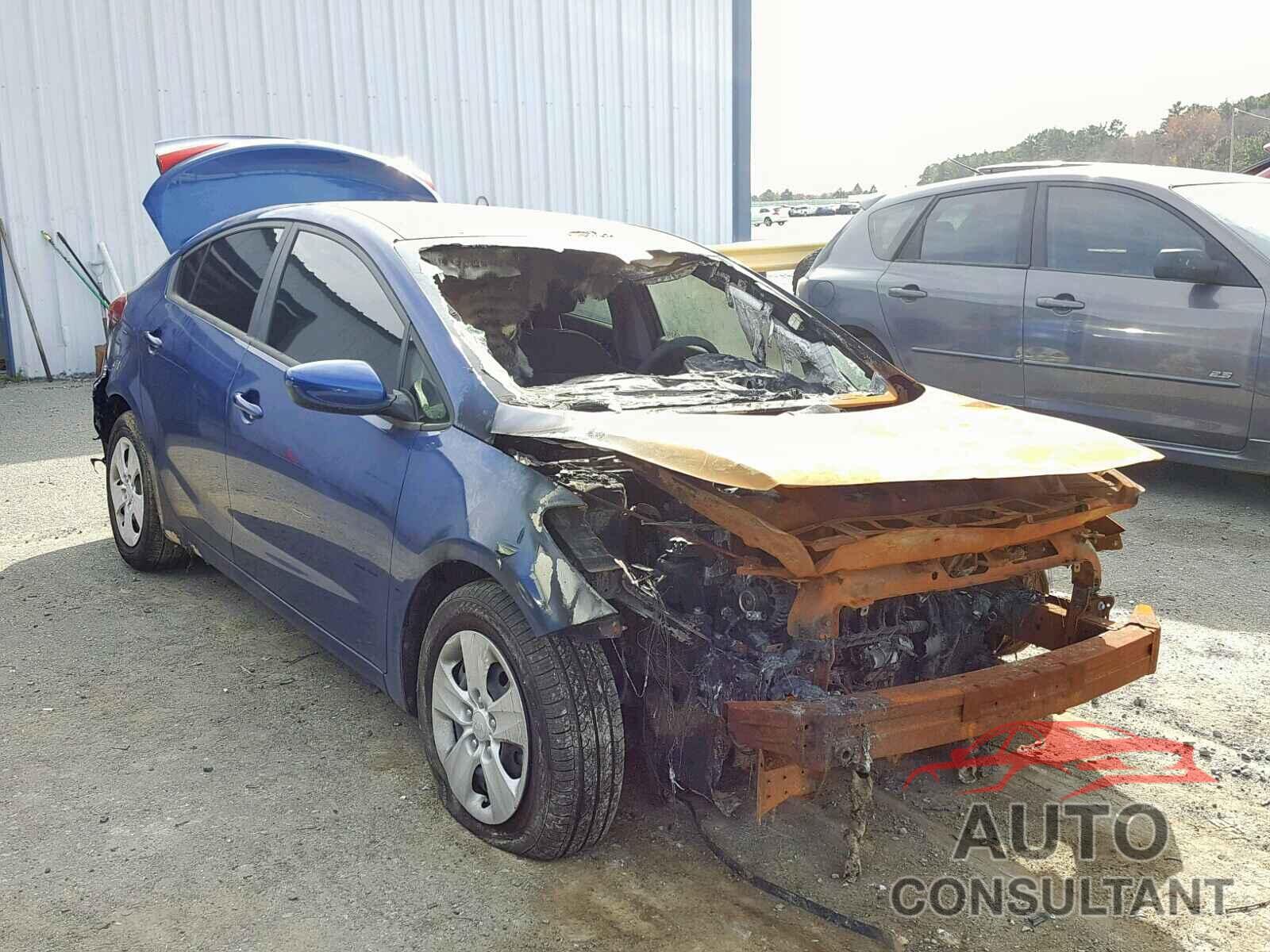 KIA FORTE 2018 - 3KPFK4A73JE203299