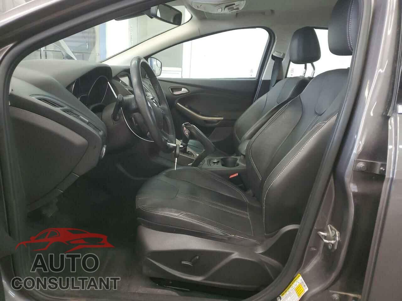 FORD FOCUS 2012 - 1FAHP3M21CL251503