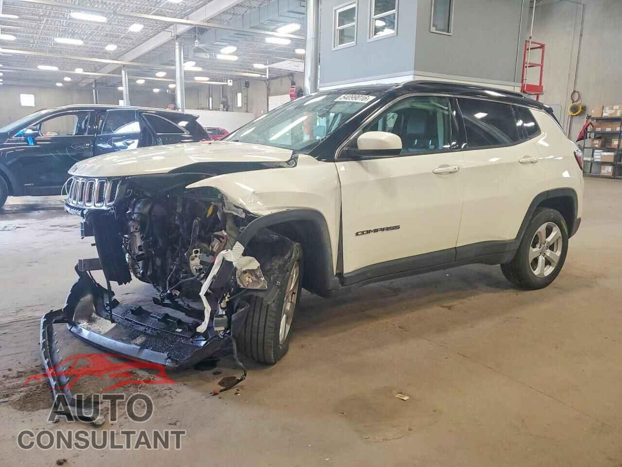 JEEP COMPASS 2019 - 3C4NJDBB3KT654019
