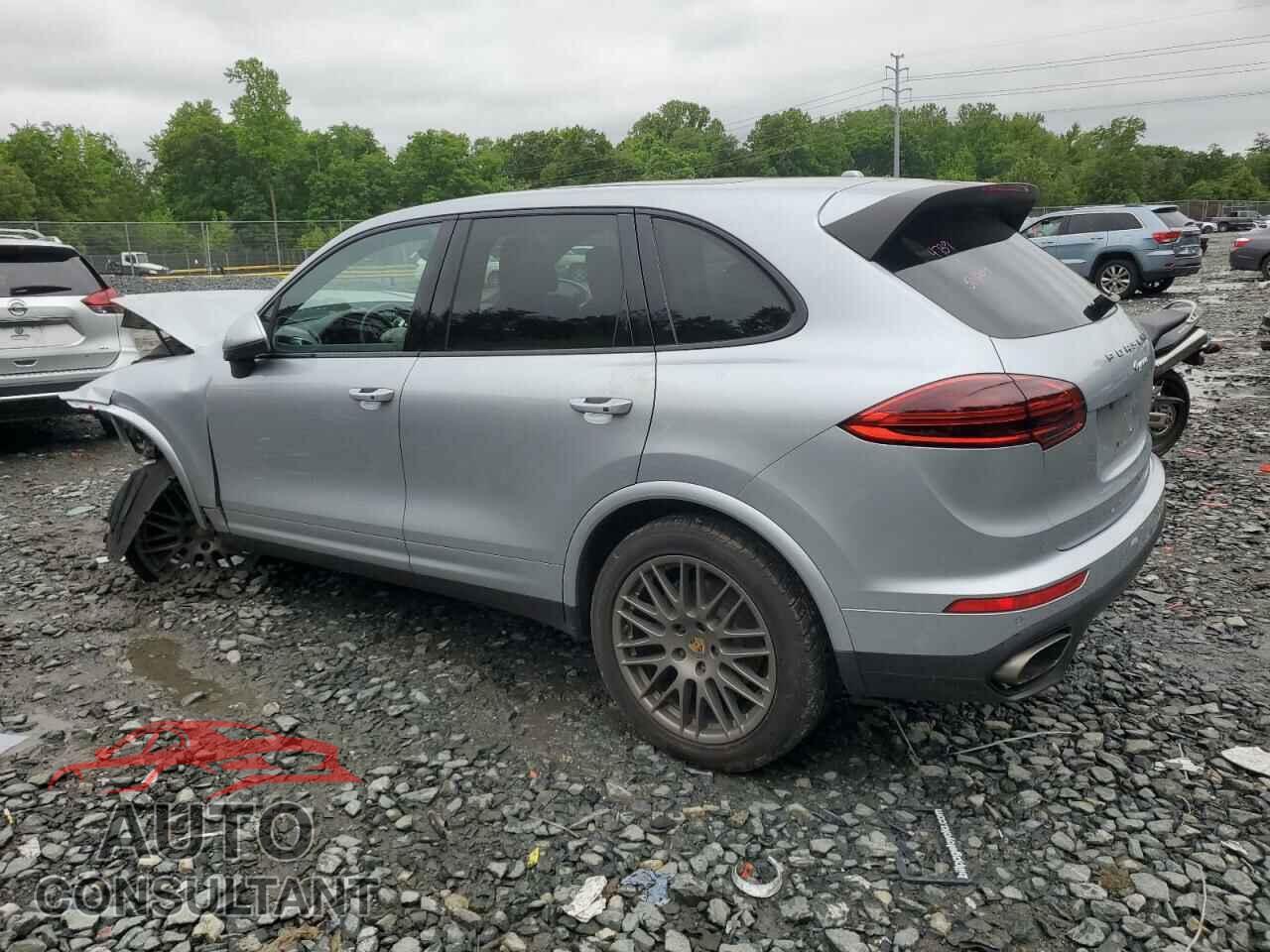 PORSCHE CAYENNE 2018 - WP1AA2A29JKA03089