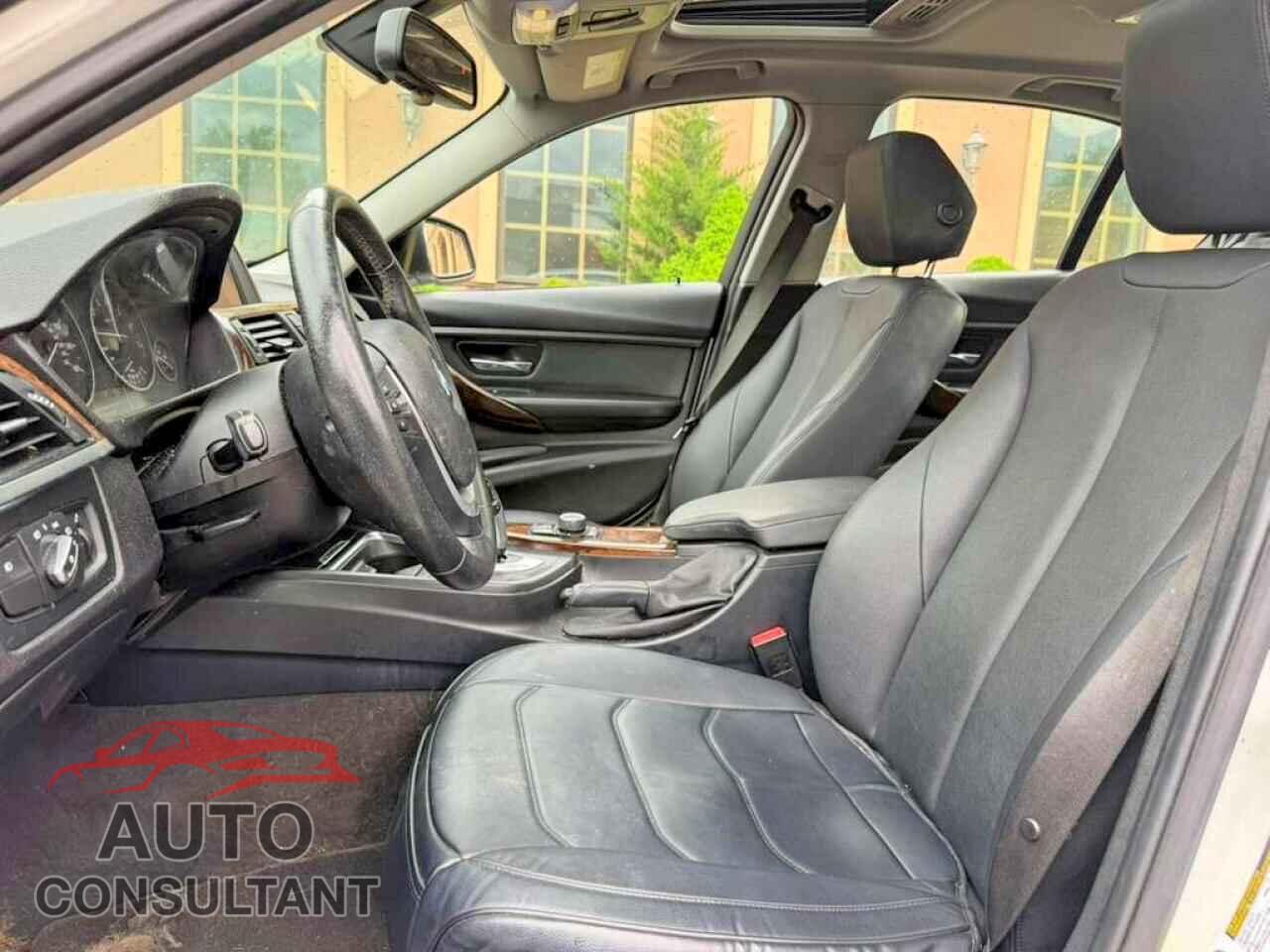 BMW 3 SERIES 2014 - WBA3B3C59EJ979225