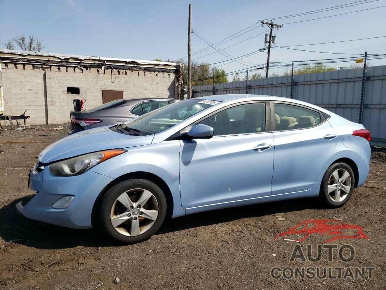 HYUNDAI ELANTRA 2013 - KMHDH4AE7DU683286