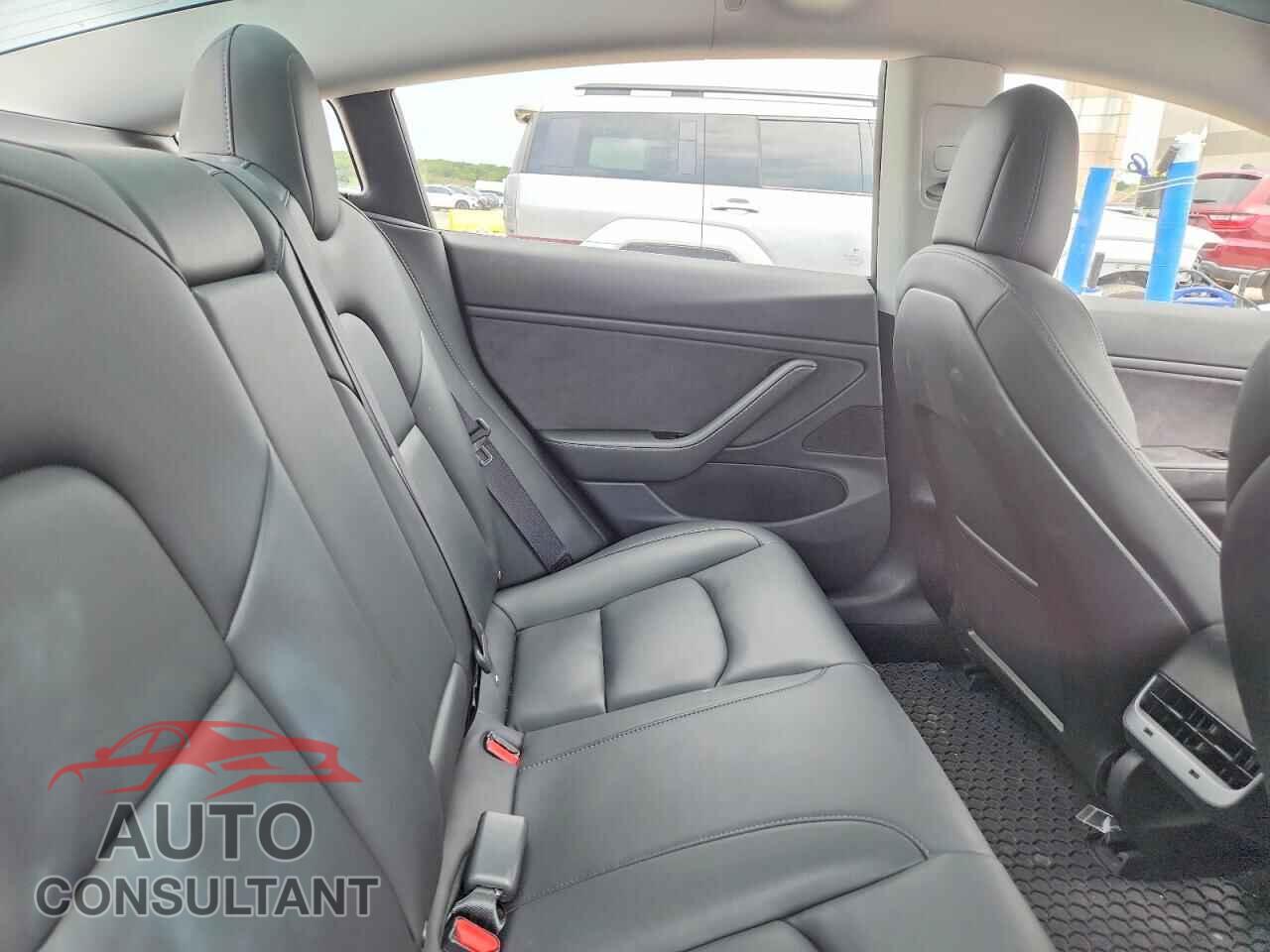 TESLA MODEL 3 2019 - 5YJ3E1EA0KF193034