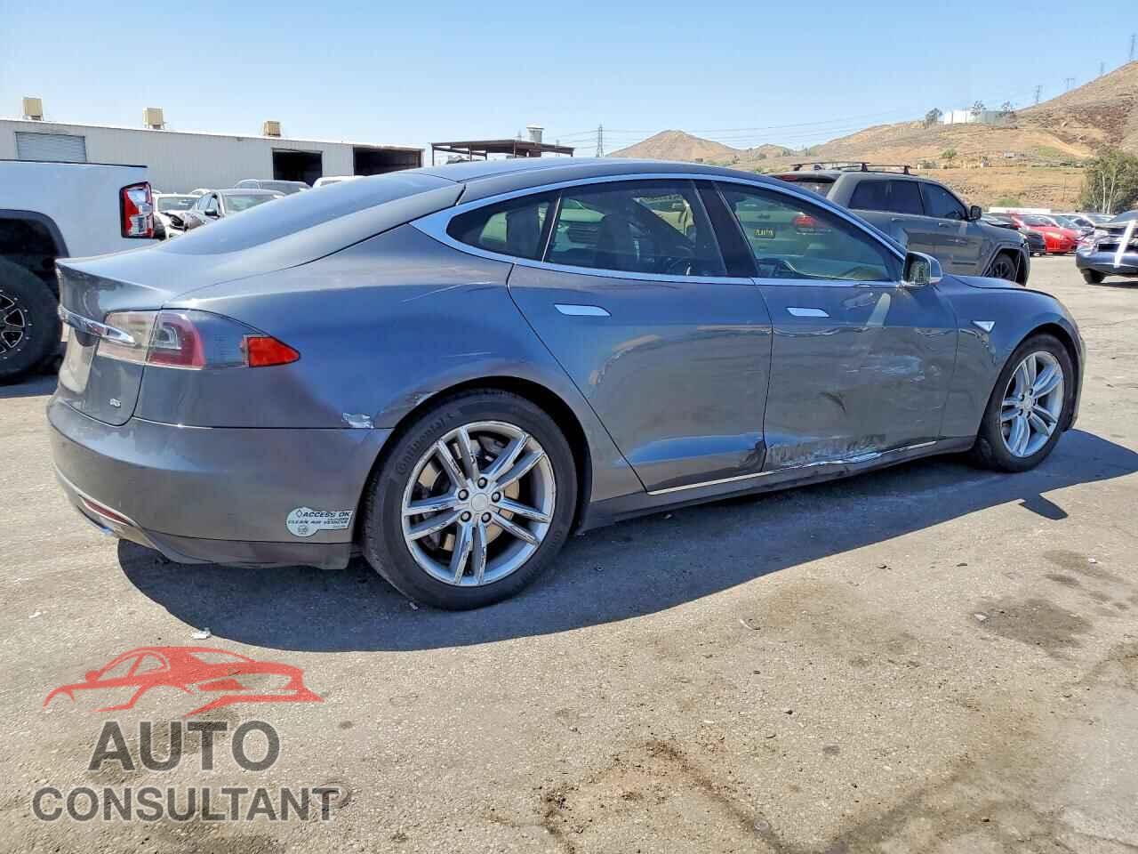 TESLA MODEL S 2012 - 5YJSA1DNXCFP02608