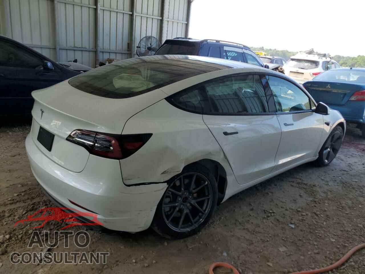 TESLA MODEL 3 2023 - 5YJ3E1EA3PF486756