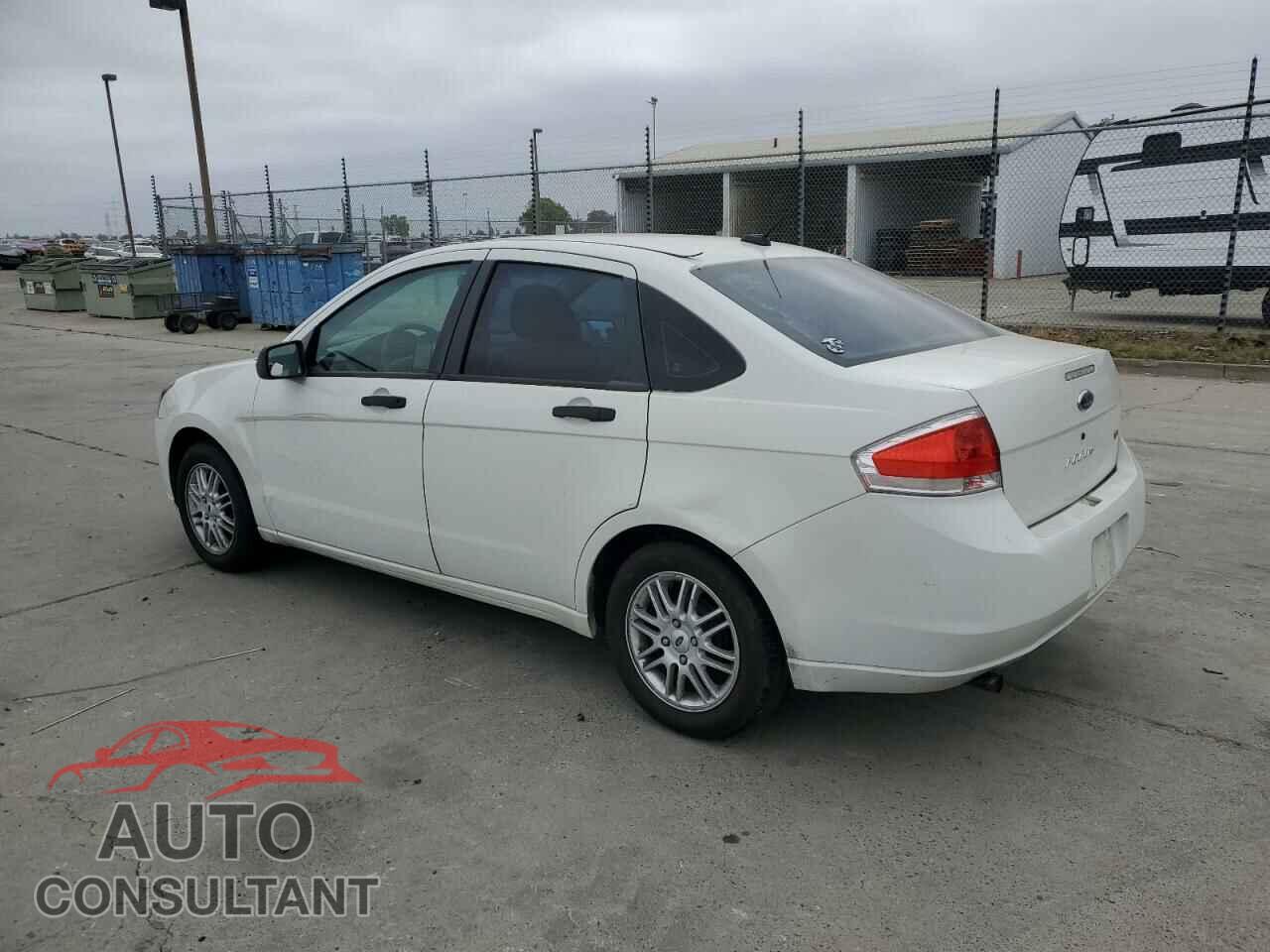 FORD FOCUS 2009 - 1FAHP35N49W224103