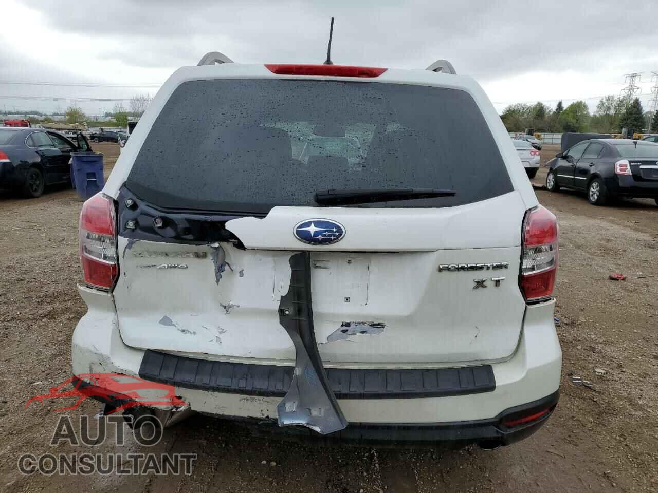 SUBARU FORESTER 2015 - JF2SJGDC2FH589972