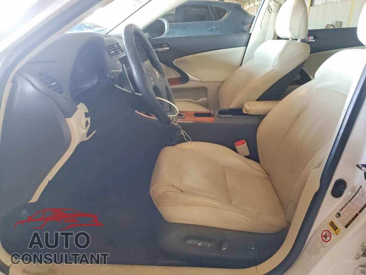 LEXUS IS 2009 - JTHBK262195103272