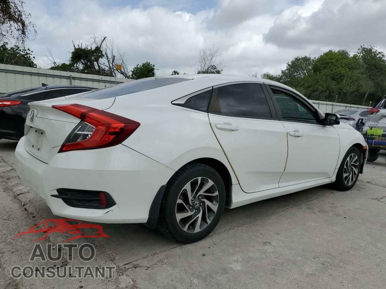HONDA CIVIC 2017 - 19XFC2F79HE025127