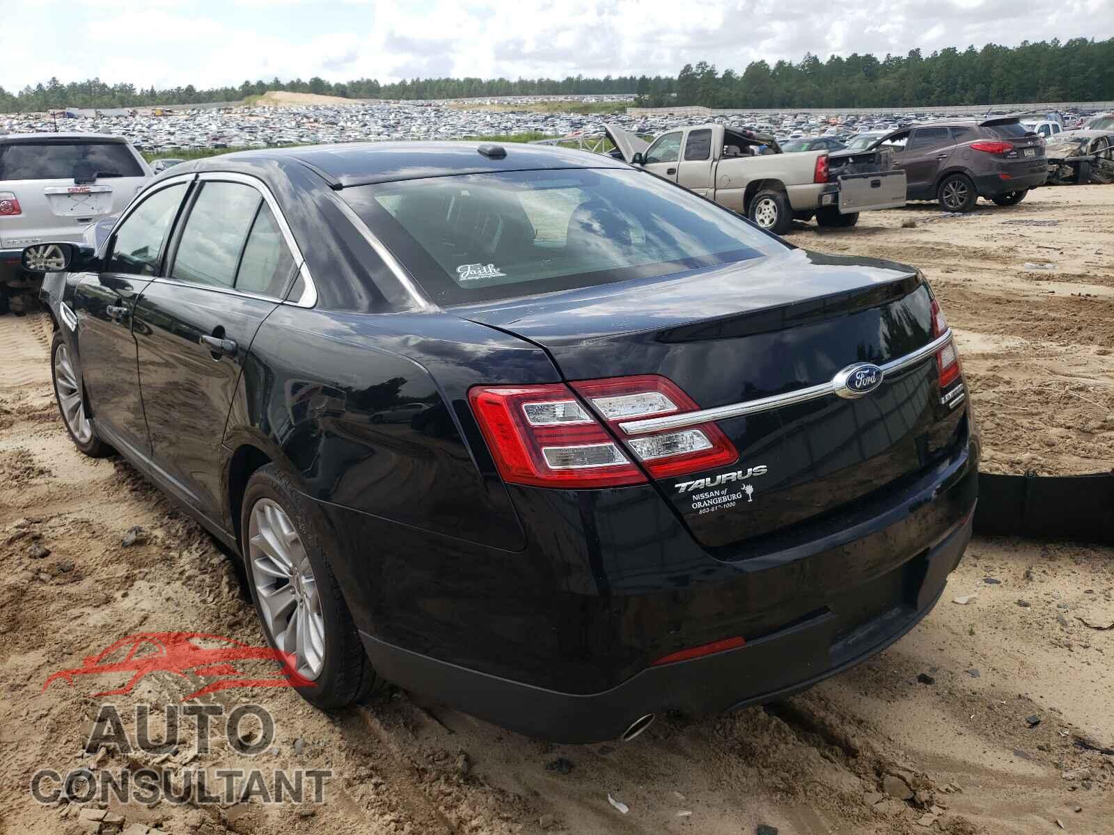 FORD TAURUS 2018 - 1FAHP2F89JG109823