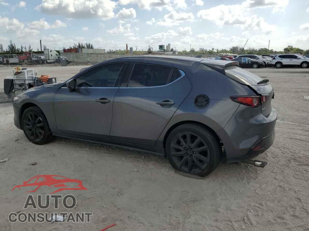 MAZDA 3 2023 - JM1BPAMMXP1621855