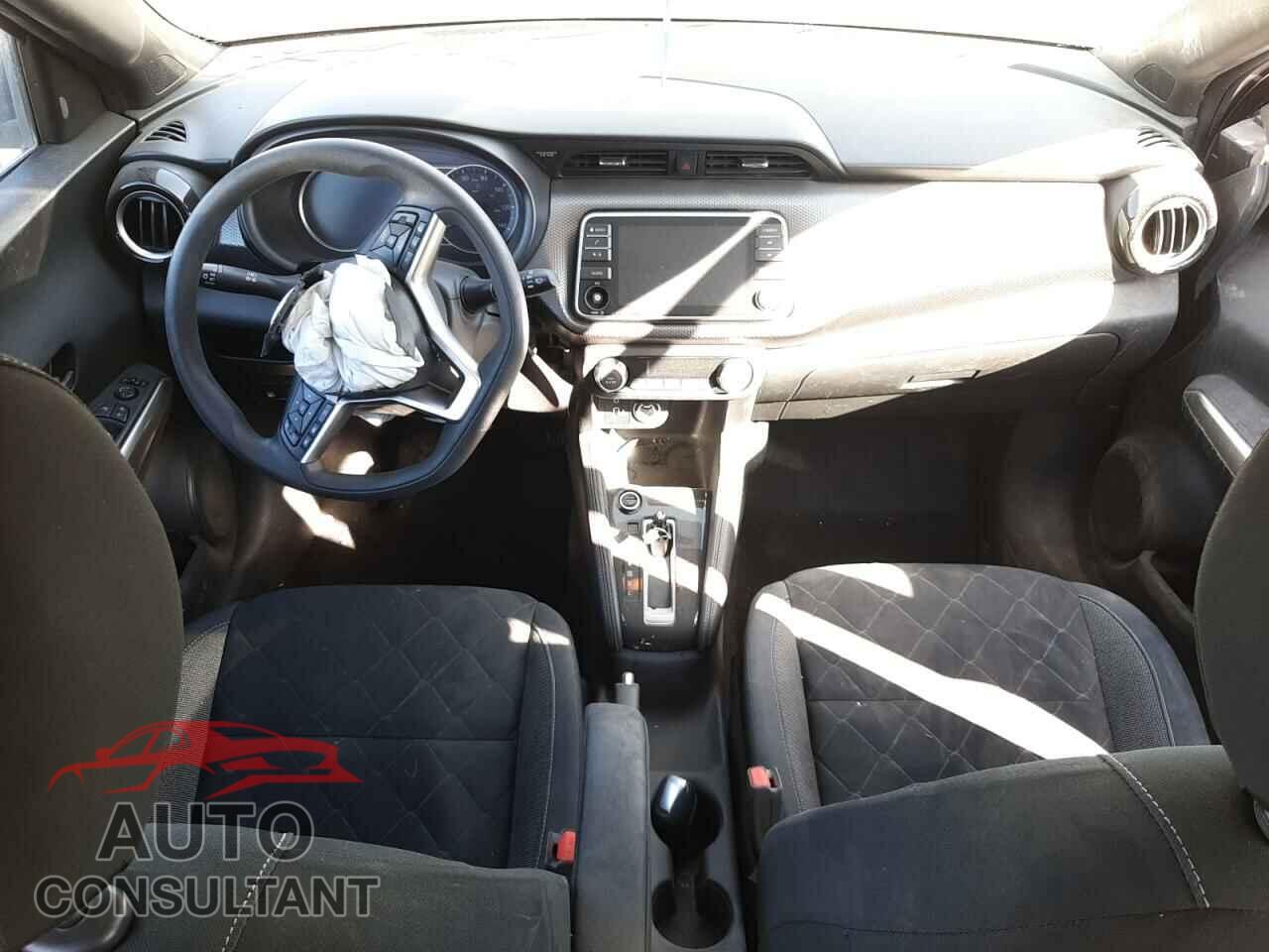 NISSAN KICKS 2019 - 3N1CP5CU3KL538141