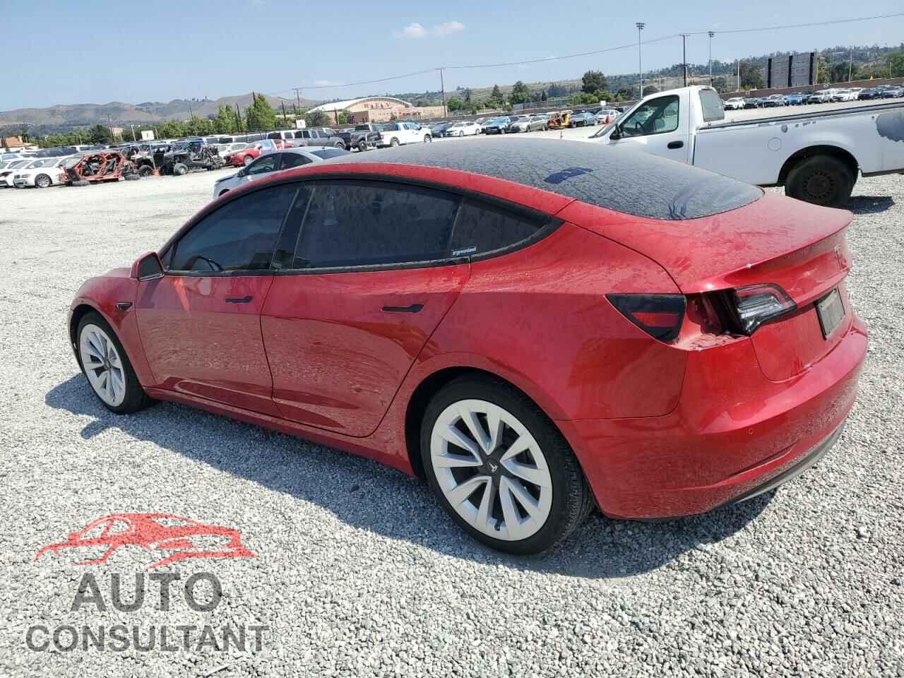 TESLA MODEL 3 2021 - 5YJ3E1EB2MF005884