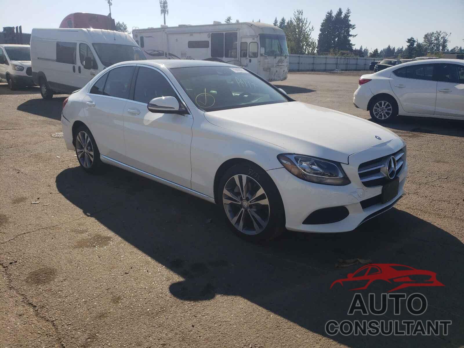 MERCEDES-BENZ C-CLASS 2016 - 55SWF4KB6GU156133