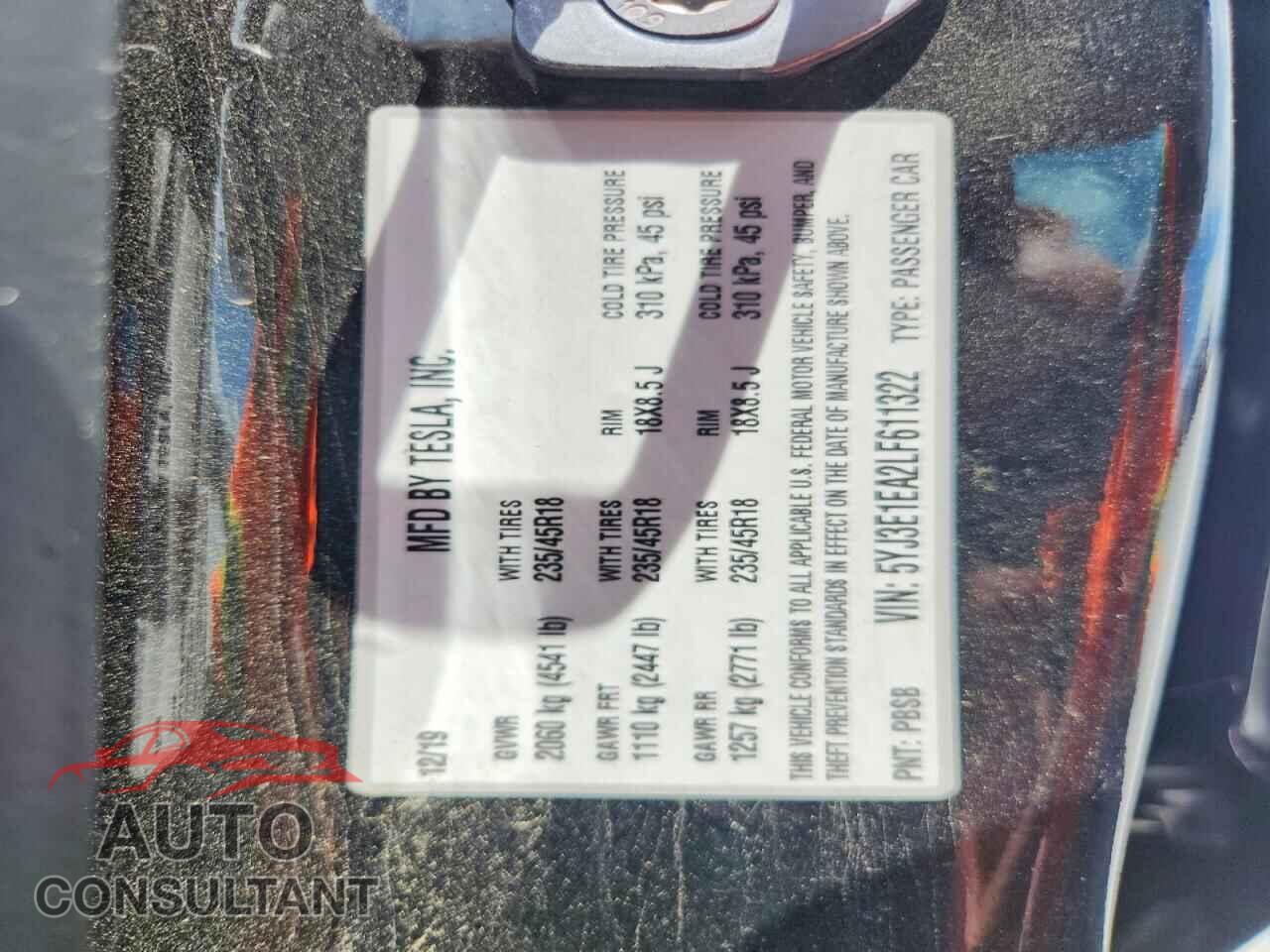 TESLA MODEL 3 2020 - 5YJ3E1EA2LF611322