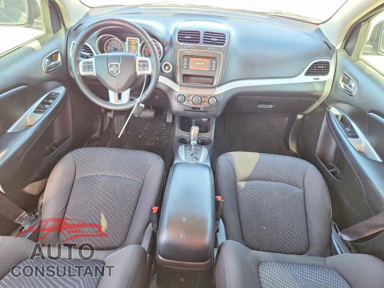 DODGE JOURNEY 2017 - 3C4PDCGB5HT648427