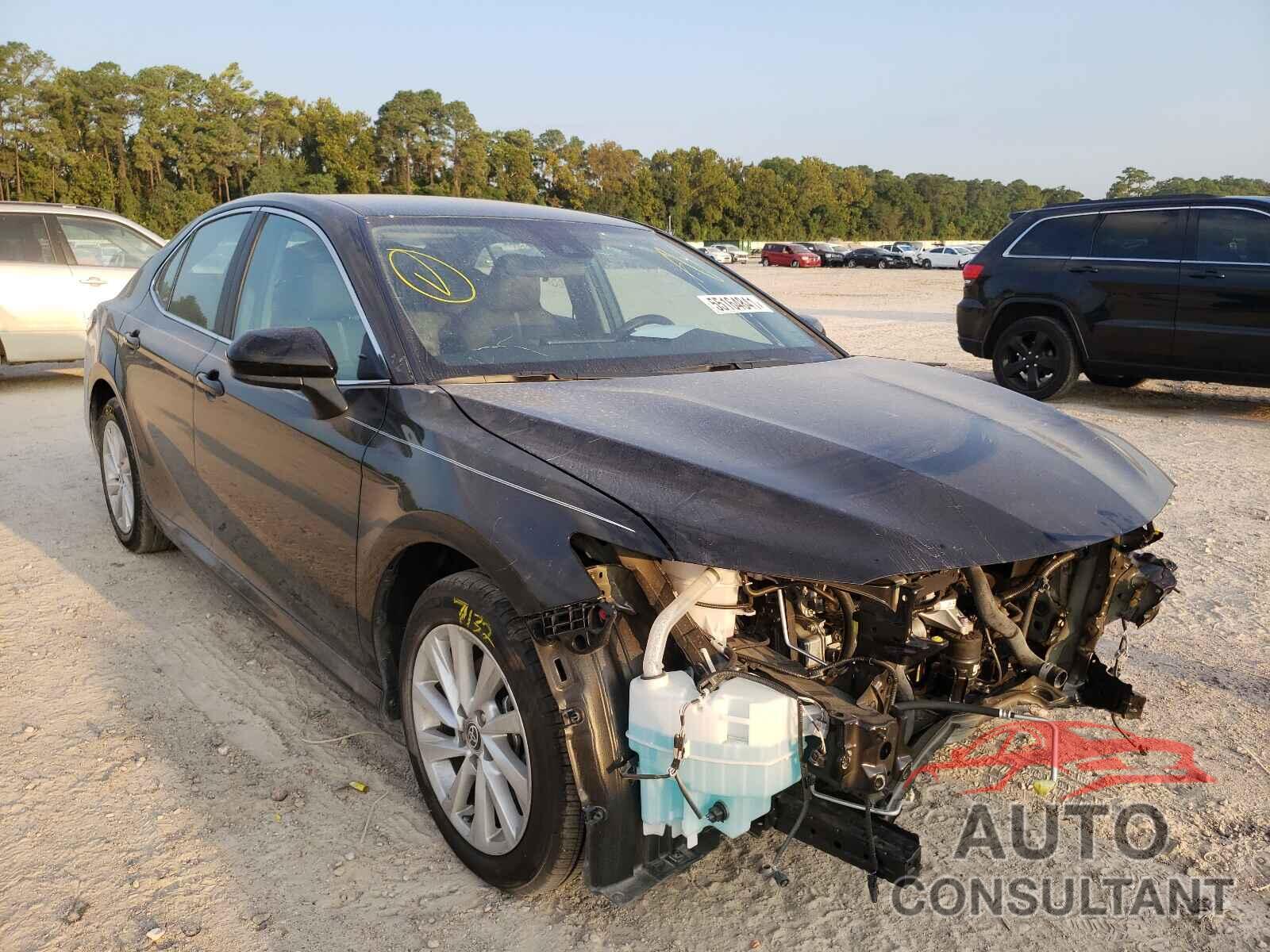 TOYOTA CAMRY 2021 - 4T1C11AK5MU446154