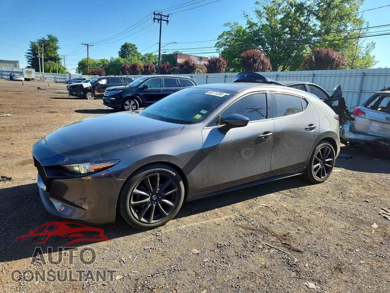 MAZDA 3 2019 - JM1BPBNM0K1136699