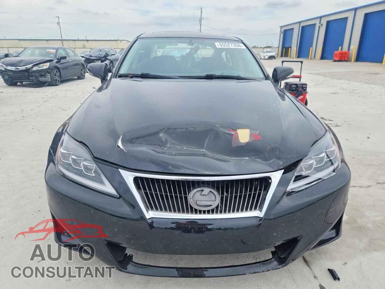 LEXUS IS 2011 - JTHBF5C26B5145615