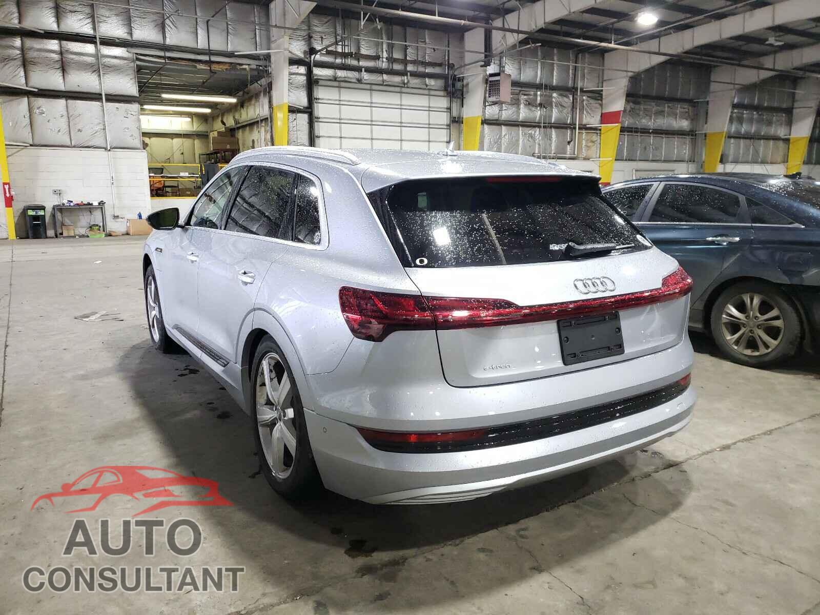 AUDI E-TRON 2019 - WA1LABGE7KB021727