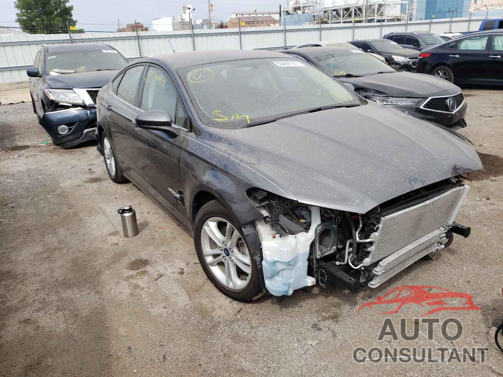 FORD FUSION 2018 - 3FA6P0LU5JR175775
