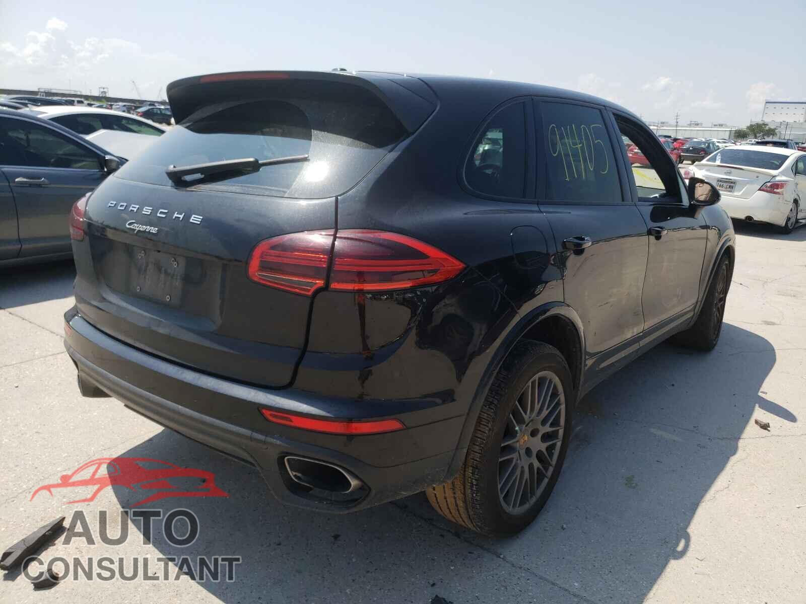 PORSCHE CAYENNE 2017 - WP1AA2A21HKA89735