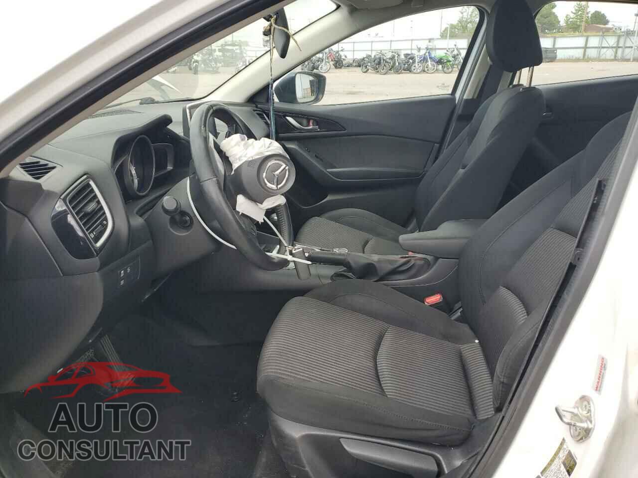 MAZDA 3 2015 - JM1BM1L75F1250848