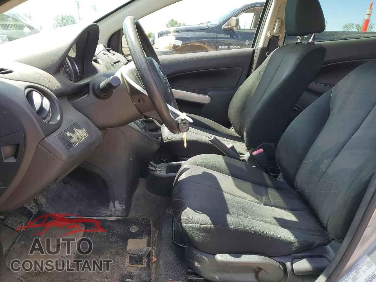 MAZDA 2 2014 - JM1DE1KY3E0189178