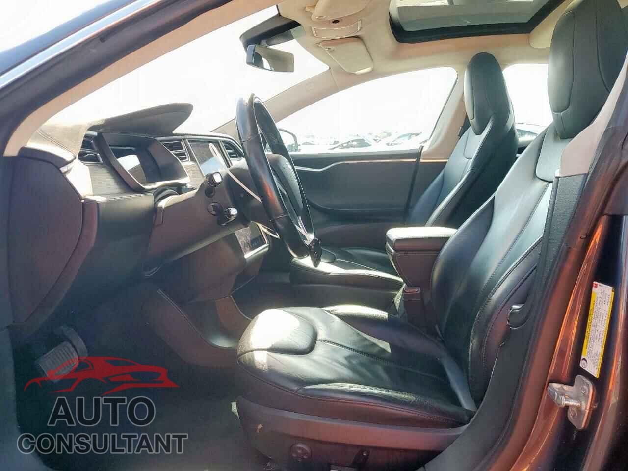 TESLA MODEL S 2015 - 5YJSA1H24FF080141
