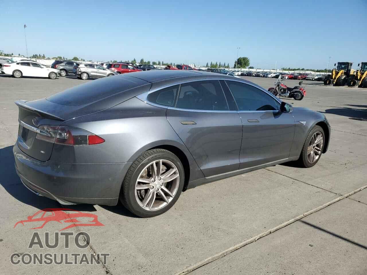 TESLA MODEL S 2015 - 5YJSA1H11FF093937