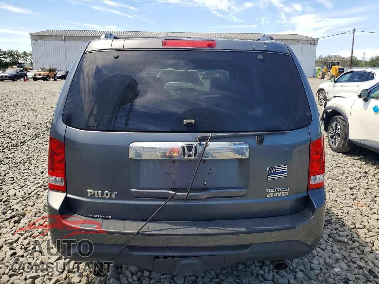 HONDA PILOT 2013 - 5FNYF4H99DB012912