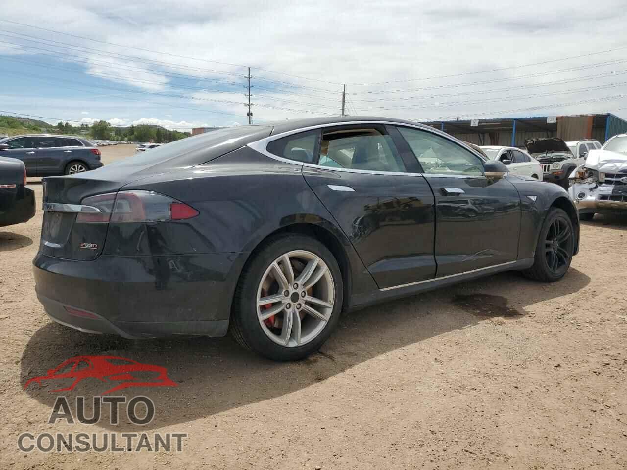 TESLA MODEL S 2015 - 5YJSA1H45FF083471