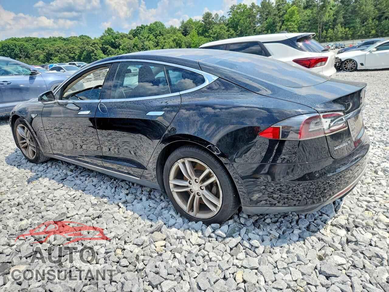 TESLA MODEL S 2013 - 5YJSA1CG9DFP07786