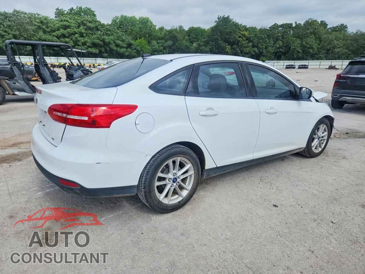 FORD FOCUS 2017 - 1FADP3F20HL244710